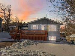 24 Laurie Drive  Lower Sackville, NS B4E 1G2