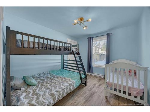 9 Crest Ave, Heathland, NB 