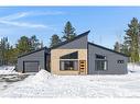 9 Crest Ave, Heathland, NB 