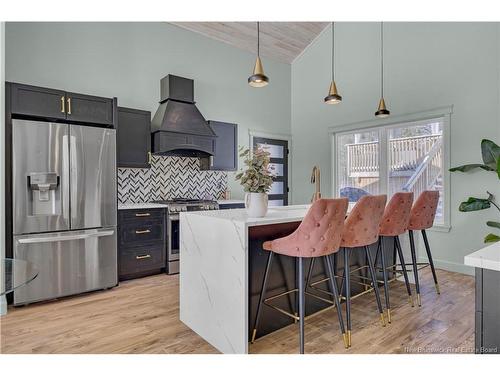 9 Crest Ave, Heathland, NB 