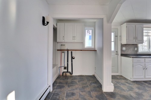 Salle de lavage - 798  - 800 Boul. Des Chutes, Québec (Beauport), QC - Indoor