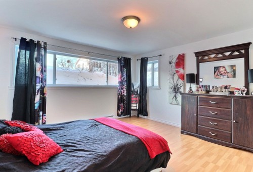 Logement - 798  - 800 Boul. Des Chutes, Québec (Beauport), QC - Indoor Photo Showing Bedroom