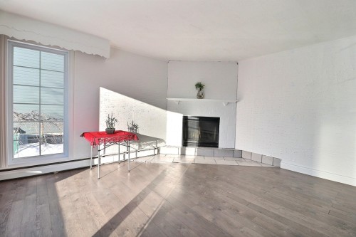 Salon - 798  - 800 Boul. Des Chutes, Québec (Beauport), QC - Indoor Photo Showing Other Room