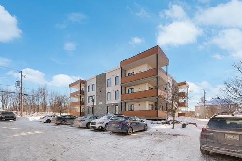 4860 Rue Thomas-Chapais  Lévis (Desjardins), QC G6W 0G4