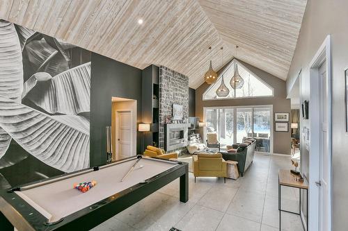 Salle de jeux - 539 Ch. Du Poète, Prévost, QC - Indoor Photo Showing Other Room