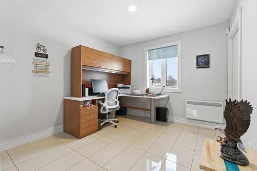 Bureau - 537 Rg De La Rivière S., Saint-Lin/Laurentides, QC 