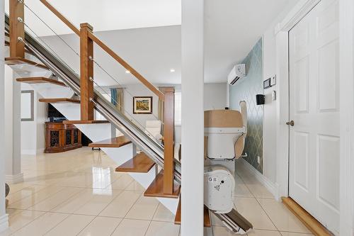 Escalier - 537Z Rg De La Rivière S., Saint-Lin/Laurentides, QC - Indoor Photo Showing Other Room