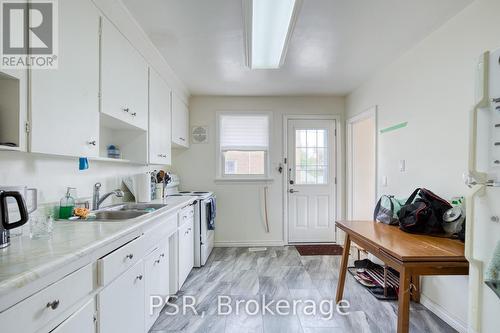 514 Krug Street, Kitchener, ON - Indoor Photo Showing Kitchen With Double Sink