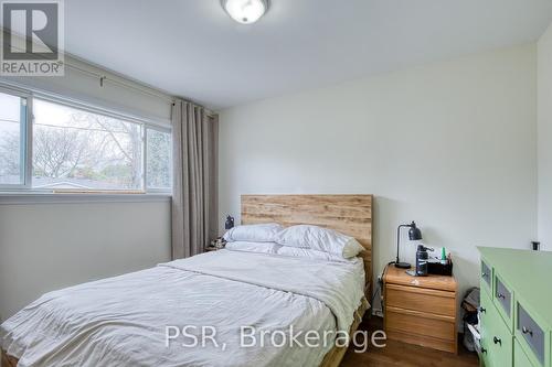 514 Krug Street, Kitchener, ON - Indoor Photo Showing Bedroom