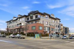 404-460 5th Avenue  Kamloops, BC V2C 5Y2