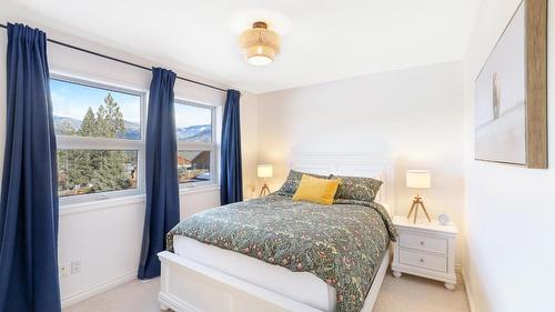 945 Westridge Way, Invermere, BC - Indoor Photo Showing Bedroom