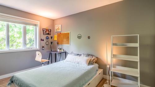 156-1995 Burtch Road, Kelowna, BC - Indoor Photo Showing Bedroom