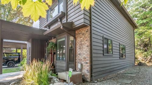 156-1995 Burtch Road, Kelowna, BC - Outdoor