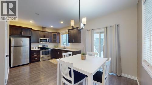 8623 83 Street, Fort St. John, BC - Indoor Photo Showing Kitchen