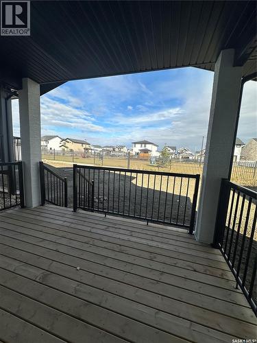 147 Woolf Bend, Saskatoon, SK - Outdoor With Exterior