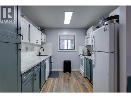 1903 Lindahl Street Unit# 103 Lot# 3, Kelowna, BC - Indoor Photo Showing Kitchen