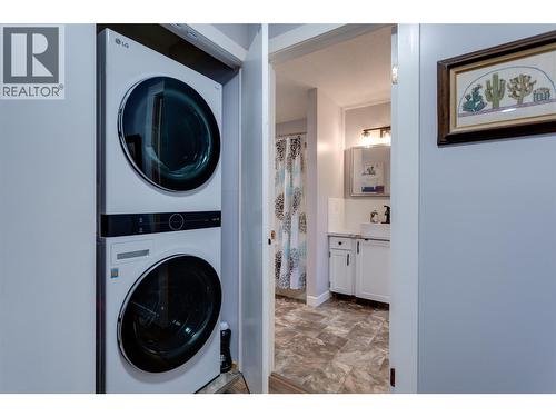 1903 Lindahl Street Unit# 103 Lot# 3, Kelowna, BC - Indoor Photo Showing Laundry Room