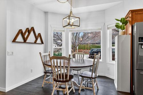 1-1450 Rose Meadow Drive, West Kelowna, BC - Indoor Photo Showing Dining Room