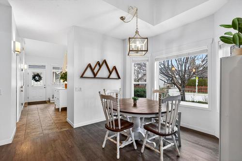 1-1450 Rose Meadow Drive, West Kelowna, BC - Indoor Photo Showing Dining Room