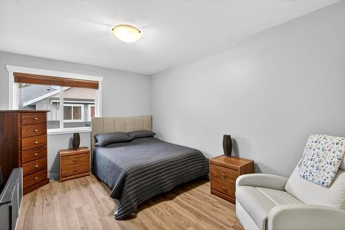 1-1450 Rose Meadow Drive, West Kelowna, BC - Indoor Photo Showing Bedroom