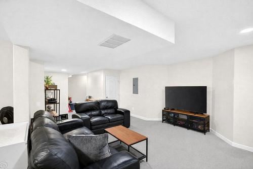 1-1450 Rose Meadow Drive, West Kelowna, BC - Indoor Photo Showing Living Room