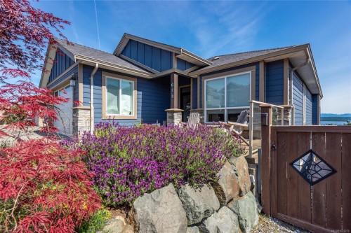 672 Pacific Heights Lane, Campbell River, BC 