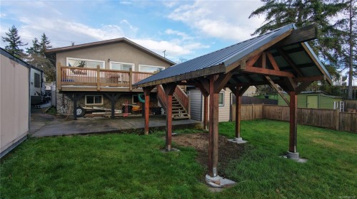 847 Admirals Rd  Esquimalt, BC V9A 2P1