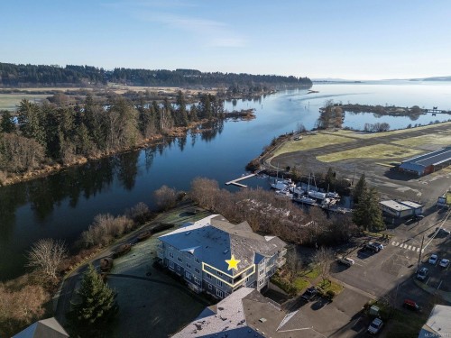 33-111 20th St  Courtenay, BC V9N 8B1