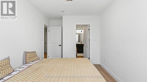 129 - 3900 Savoy Street, London South (South V), ON - Indoor Photo Showing Bedroom