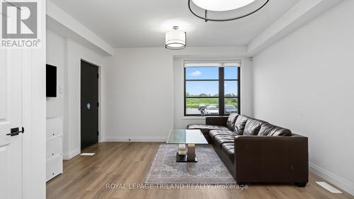 129 - 3900 Savoy Street, London South (South V), ON - Indoor