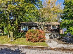 2063 WATERS EDGE DRIVE  Oakville, ON L6L 1A3