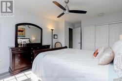 2nd floor 2nd bedroom with waterviews - 