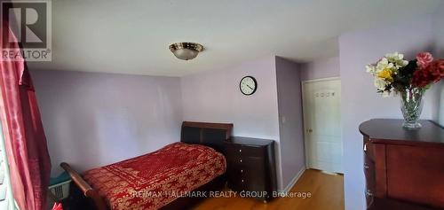 658 Dan Avenue, Ottawa, ON - Indoor Photo Showing Bedroom