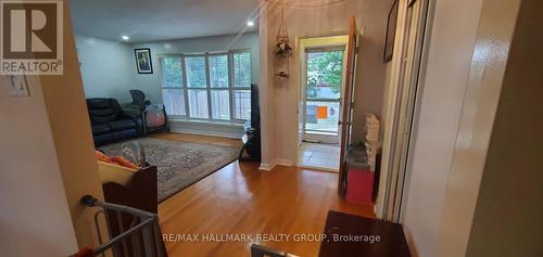 658 Dan Avenue, Ottawa, ON - Indoor Photo Showing Other Room