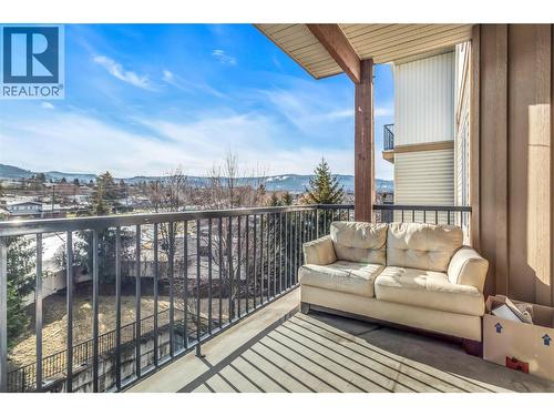 250 Hollywood Road S Unit# 302, Kelowna, BC - Outdoor With Exterior