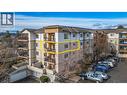 250 Hollywood Road S Unit# 302, Kelowna, BC  - Outdoor 
