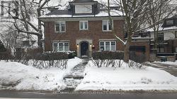 36 RUSSELL HILL ROAD  Toronto, ON M4V 2T2