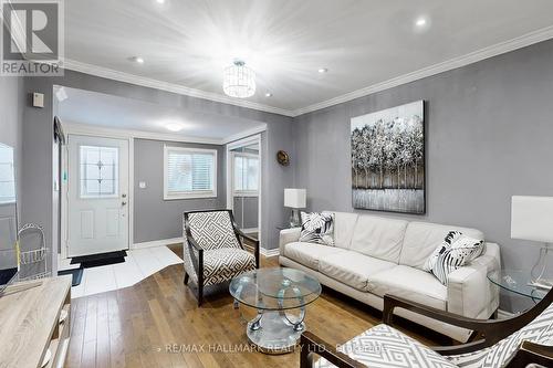 4 King Edward Avenue, Toronto, ON - Indoor Photo Showing Living Room