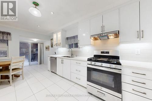 4 King Edward Avenue, Toronto, ON - Indoor Photo Showing Kitchen