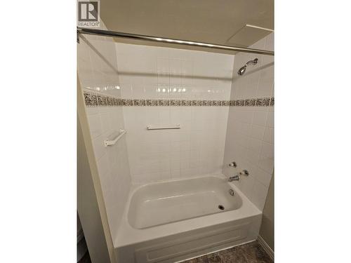 226 Ritson Avenue, Quesnel, BC - Indoor Photo Showing Bathroom