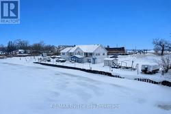 2ND FLOOR APARTMENT - 15 WILLOW STREET  Wasaga Beach, ON L9Z 2L4