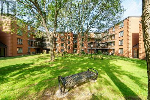 314 - 150 WILSON STREET W  Hamilton (Ancaster), ON L9G 4E7