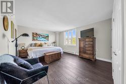 Large Bedroom 2 - 