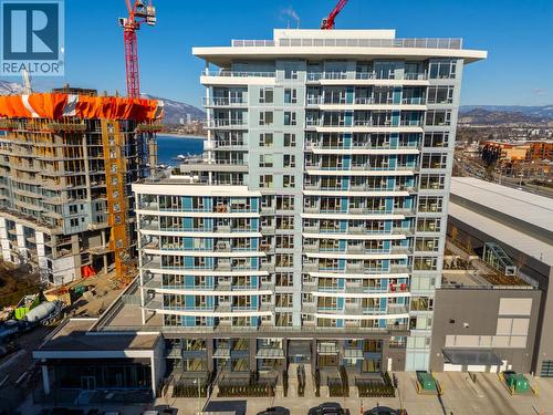 3699 Capozzi Road Unit# 607, Kelowna, BC - Outdoor With Balcony With Facade