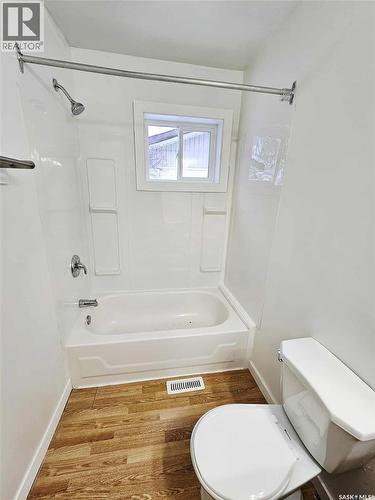 623 St Mary Street, Esterhazy, SK - Indoor Photo Showing Bathroom