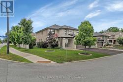 51 BRIDLE CREST COURT  Ottawa, ON K2M 0H5