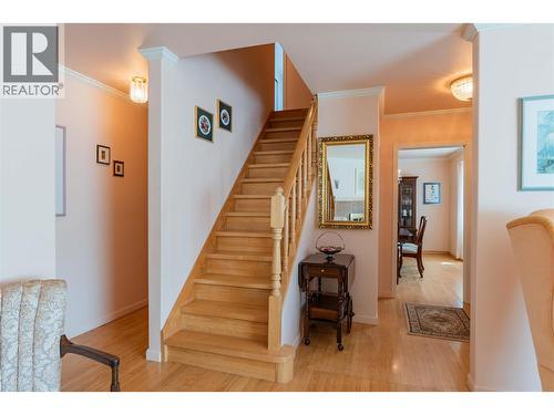 945 Thackeray Street, Warfield, BC - Indoor Photo Showing Other Room