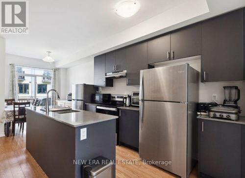 778 Kootenay Path, Oshawa, ON - Indoor Photo Showing Kitchen With Stainless Steel Kitchen