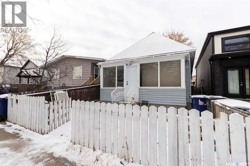 325 S Avenue S, Saskatoon, SK - Outdoor