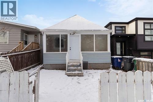 325 S Avenue S, Saskatoon, SK - Outdoor